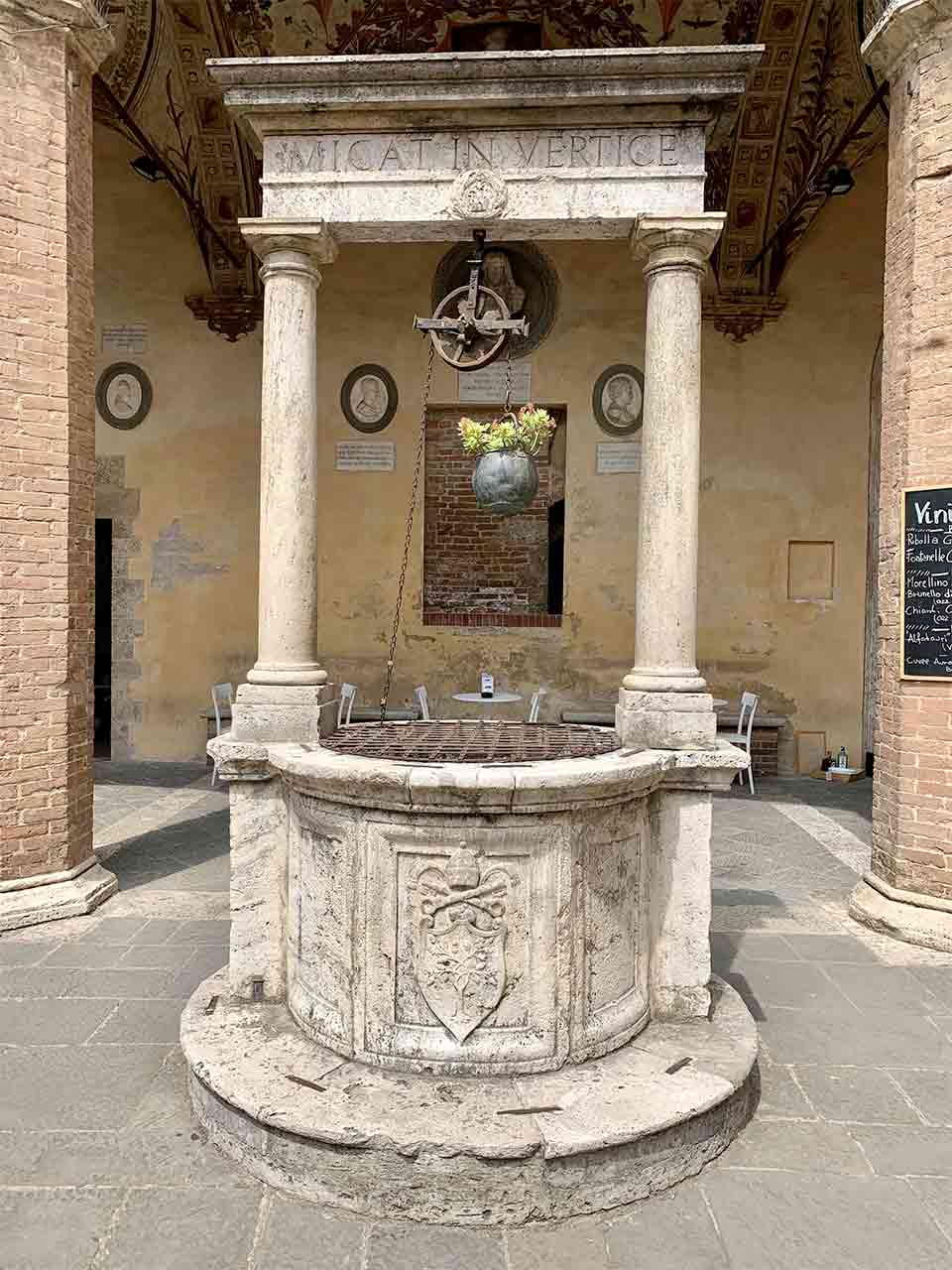 Siena Brunnen